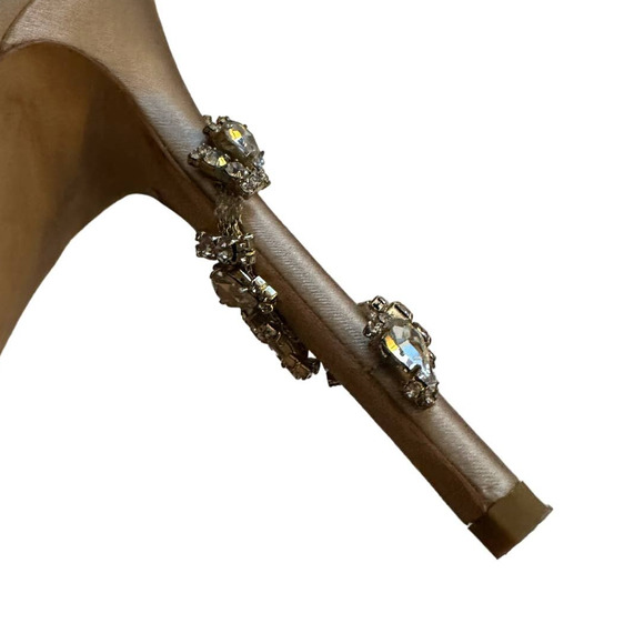 Badgley Mischka Kiara Crystal Back Open Toe Pump Latte‎ Satin size 8 - Picture 8 of 10